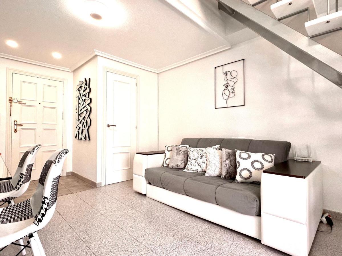 Holiday Penthouse Jardin ตอร์เรเวียคา ภายนอก รูปภาพ