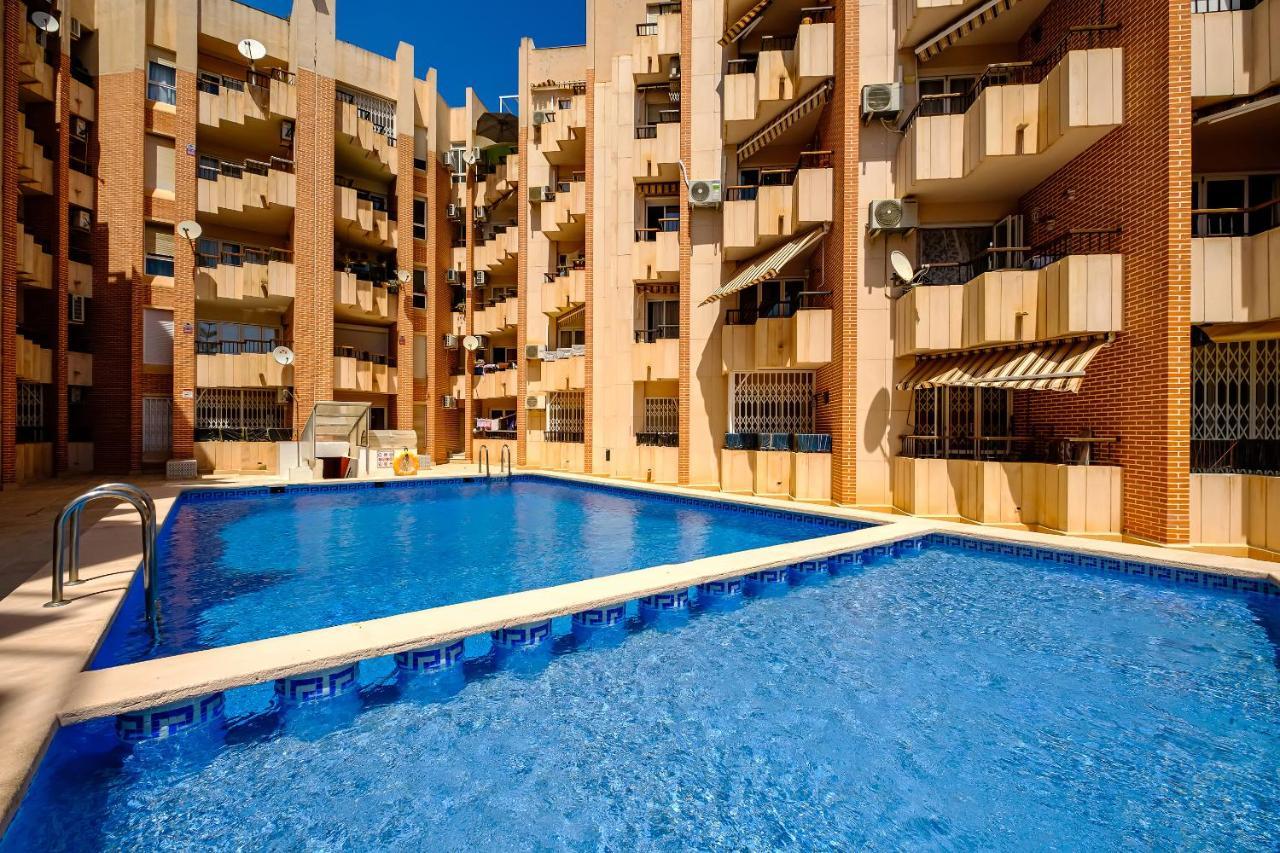 Holiday Penthouse Jardin ตอร์เรเวียคา ภายนอก รูปภาพ