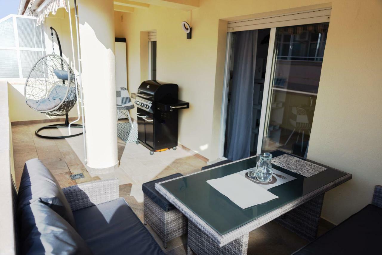 Holiday Penthouse Jardin ตอร์เรเวียคา ภายนอก รูปภาพ